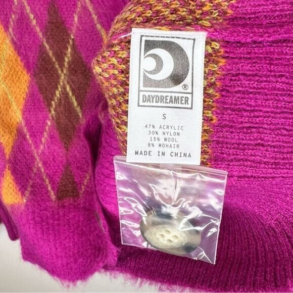 Daydreamer fuchsia Sunset Argyle Plaid Cropped Cardigan Sweater, Size Small NWT - Picture 6 of 10
